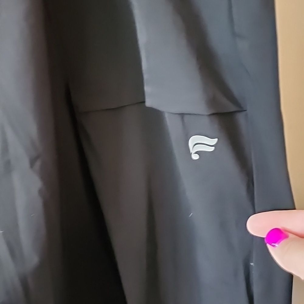 Fabletics 4x Track Pants New Condition - image 2